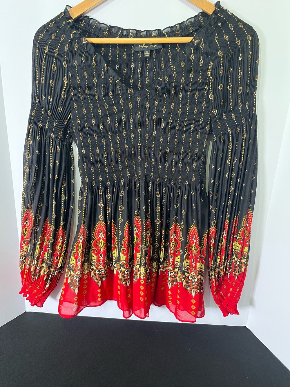 Melissa Paige Black and Red Printed Pleated Peasant Blouse